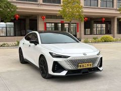 Changan UNI-V 1.5T premium - фото 3