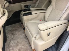 Toyota Vellfire Crown Hybrid 2.5L Executive Lounge - фото 5