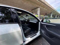 Tesla Model Y 2024 long-range all-wheel drive version - фото 9