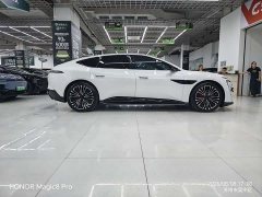 Avatr 12 700 RWD Luxury (Triple Laser) - фото 4