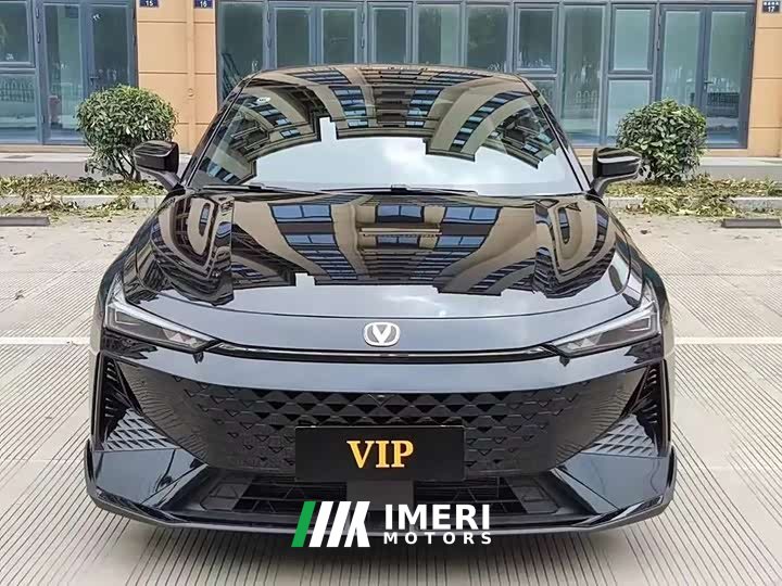 Changan UNI-V 1.5T 500Bar premium sports - автомобиль из Китая
