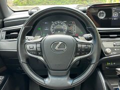 Lexus ES 2021 300h Exclusive Edition - фото 16