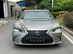 Lexus ES 2021 300h Exclusive Edition - фото 2