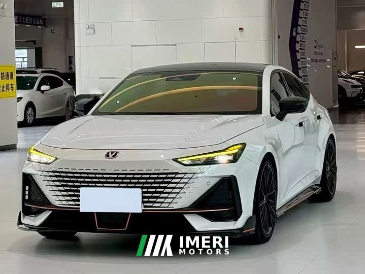 Changan UNI-V 1.5T sports version - автомобиль из Китая