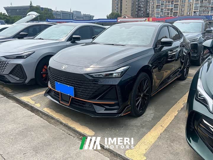 Changan UNI-V 1.5T sports version - автомобиль из Китая