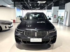 BMW X5 xDrive40i M - фото 2