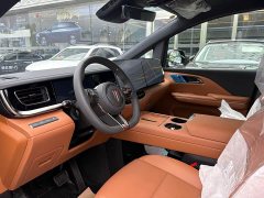 Hongqi HQ9 PHEV 2.0T four-wheel drive luxury version - фото 6