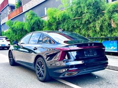 Hongqi H5 2.0T automatic Xuanying 2 million units commemorative edition - фото 9
