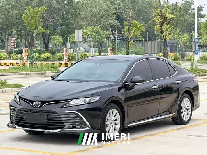Toyota Camry 2.0G Deluxe Edition - автомобиль из Китая