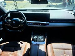 BMW 5 Series 2023 530Li Exclusive Luxury Package - фото 4