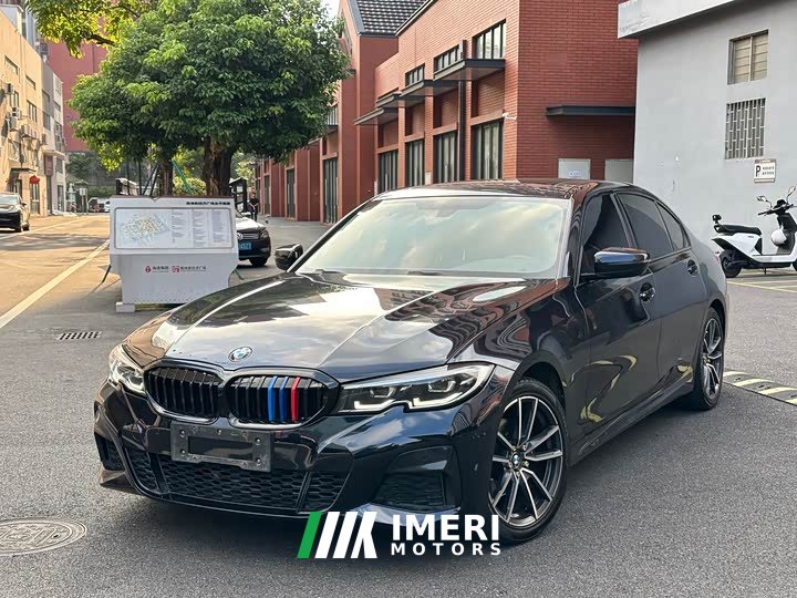 BMW 3 Series 320Li M Sports Package - автомобиль из Китая