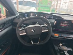 Changan UNI-V 1.5T Prestige Edition - фото 11