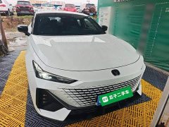Changan UNI-V 1.5T Prestige Edition - фото 3