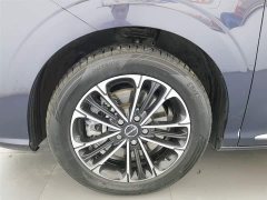 Lexus Roewe iMAX8 400TGI Supreme Series Honor Edition - фото 17