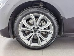 Mercedes-Benz E-Class facelift E 300 L sporty and stylish - фото 17