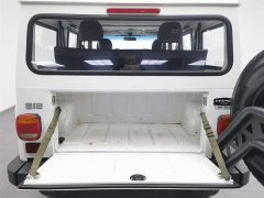 Mercedes-Benz 212 Classic 2023 Sniper 2.4T Manual Lightweight - фото 16