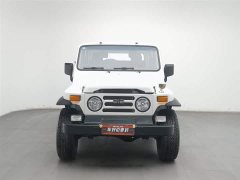 Mercedes-Benz 212 Classic 2023 Sniper 2.4T Manual Lightweight - фото 3