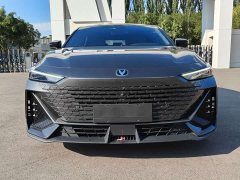 Changan UNI-V 1.5T smart pilot - фото 8