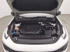 Lynk & Co 02 Hatchback 2.0TD Pro - фото 6