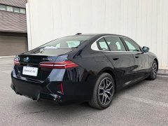 BMW i5 eDrive 35L M Sport Package - фото 9