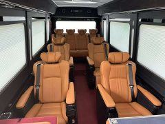 Hongqi Golden Sunflower Guoyue 2024 3.0T Business Edition 12-seater - фото 4