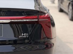 Hongqi H5 PHEV 170 Ultra Hybrid Edition - фото 14