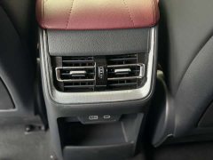 Hongqi H5 PHEV 170 Ultra Hybrid Edition - фото 19