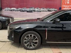 Hongqi H5 PHEV 170 Ultra Hybrid Edition - фото 7