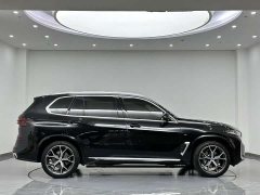 BMW X5 xDrive 30Li Exclusive M Sports Night Package - фото 3