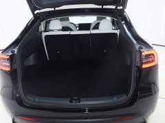 Tesla Model Y 2022 facelift rear-wheel drive version - фото 10