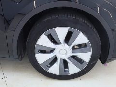 Tesla Model Y 2022 facelift rear-wheel drive version - фото 13
