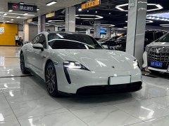 Porsche Taycan - фото 1
