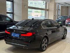 BMW 5 Series 530Li Leading Luxury Package - фото 18