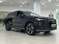 Volvo XC70 plug-in hybrid 2WD long range Core - фото 3