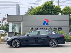 BMW 5 530Li Deluxe Version M - фото 3