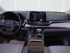 Grevia 2023 2.5L Hybrid Luxury Edition - фото 10