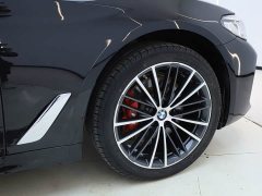 BMW 5 Series 2022 facelift 2 530Li leading M sports package - фото 13