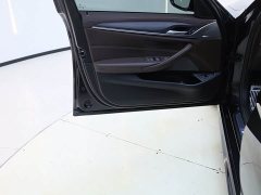 BMW 5 Series 2022 facelift 2 530Li leading M sports package - фото 14