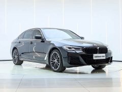 BMW 5 Series 2022 facelift 2 530Li leading M sports package - фото 3