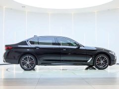 BMW 5 Series 2022 facelift 2 530Li leading M sports package - фото 5