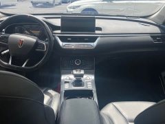 Hongqi H5 Classic 1.8T Automatic Intelligent Connected Flag Edition - фото 10