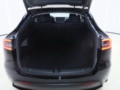 Tesla Model Y 2022 facelift rear-wheel drive version - фото 14