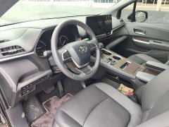 Toyota SIENNA 2.5L AWDLuxury Edition - фото 7