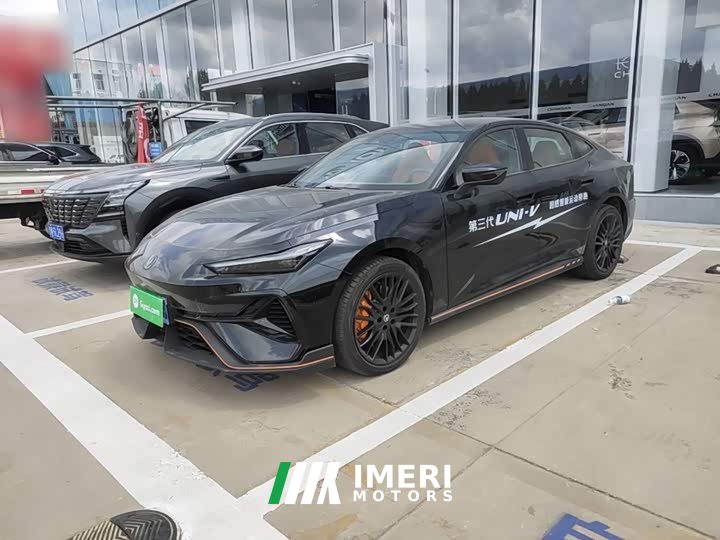 Changan UNI-V third generation 2.0T powerful - автомобиль из Китая