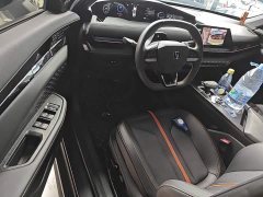 Changan UNI-V 1.5T premium - фото 16
