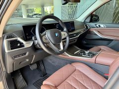 BMW X7 xDrive40i Leading Luxury Package - фото 4