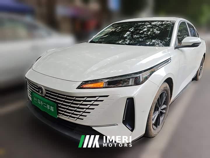 Changan Yida Blue Whale NE 1.5T GDI DCT Enjoy Edition - автомобиль из Китая