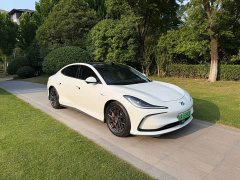 Baojun KiWi EV Artist’s Light Edition ternary lithium - фото 3