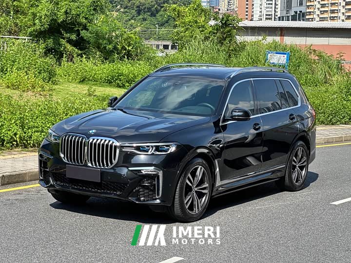 BMW X7 2020 xDrive40i Exclusive M Sports Package - автомобиль из Китая
