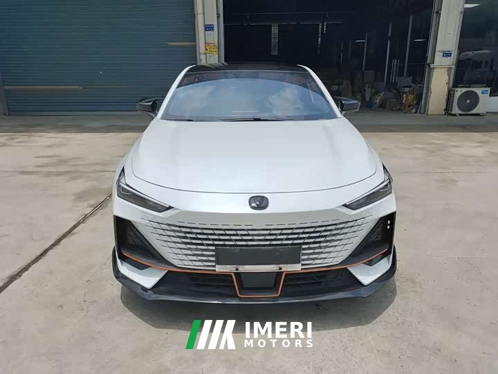 Changan UNI-V 1.5T Sport - автомобиль из Китая